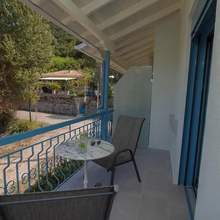 Hotel Akrotiri *